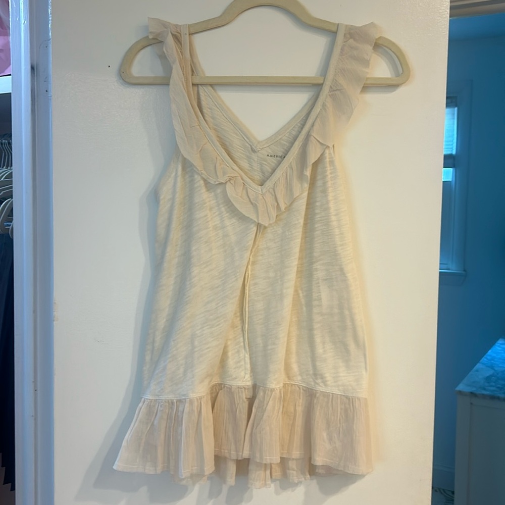 American Eagle cream tank top